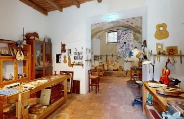 La liuteria in Calabria: l’arte di costruire strumenti musicali